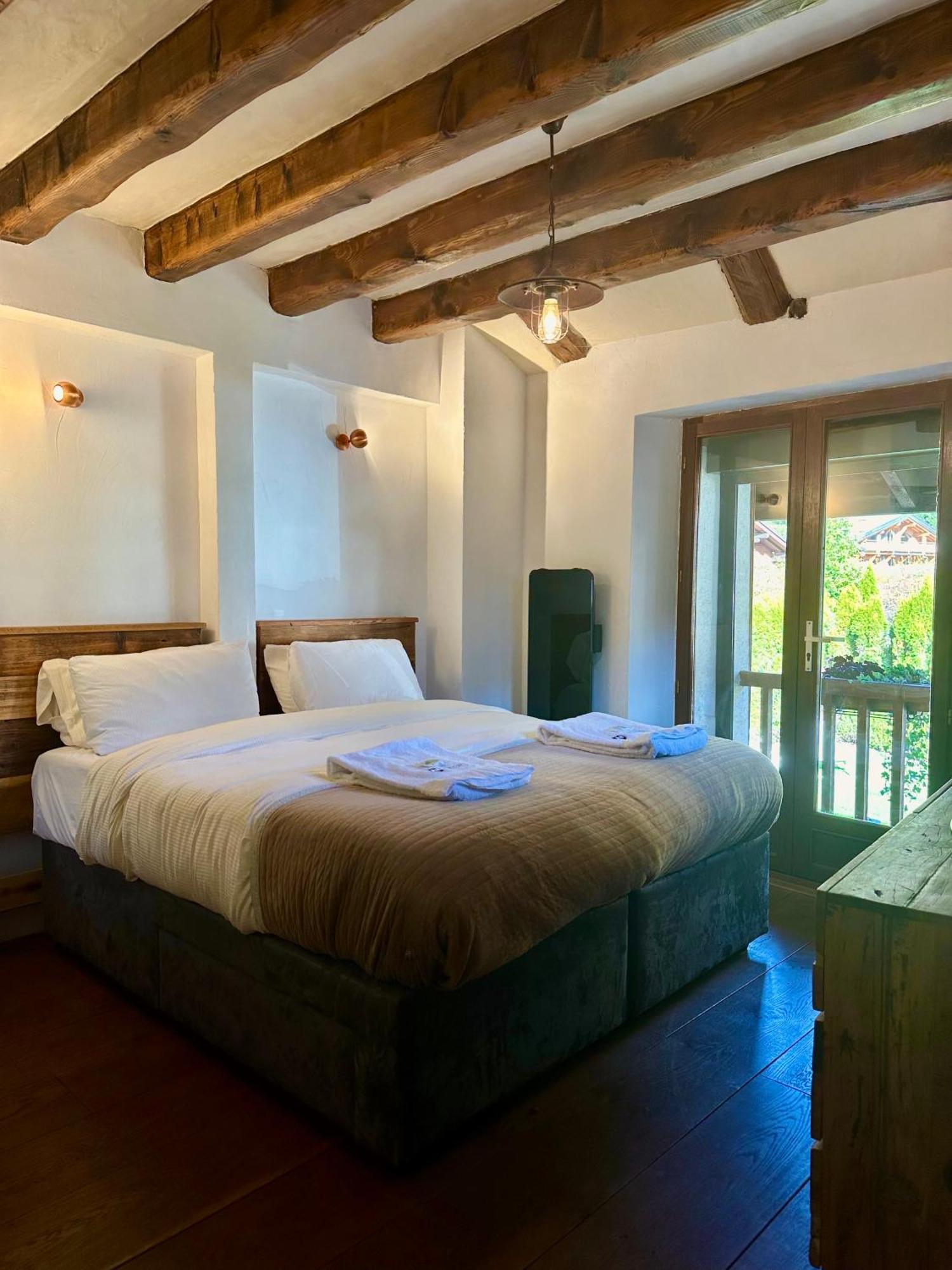 הוילה שאמוני Marmotte Mountain Manor מראה חיצוני תמונה