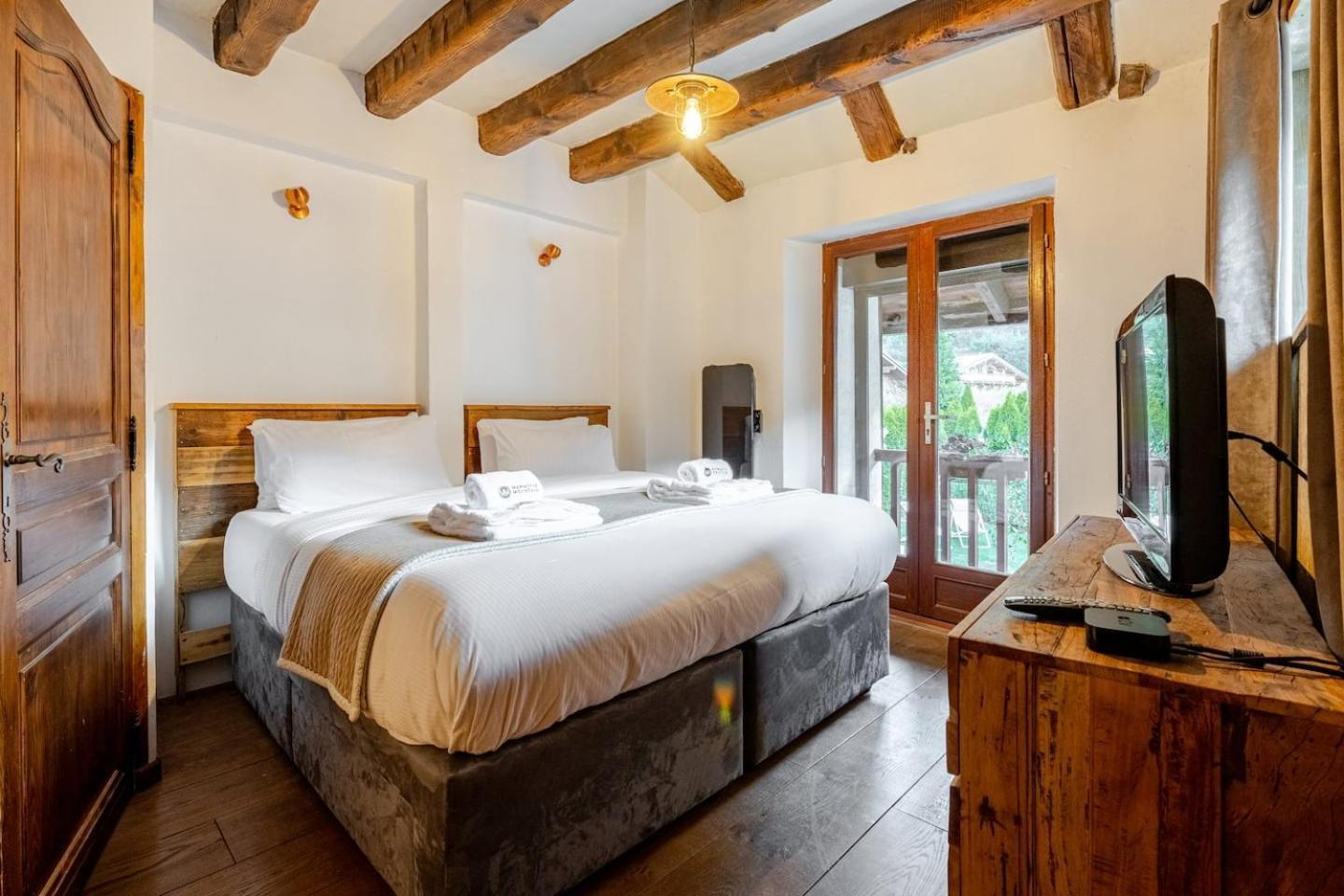 הוילה שאמוני Marmotte Mountain Manor מראה חיצוני תמונה