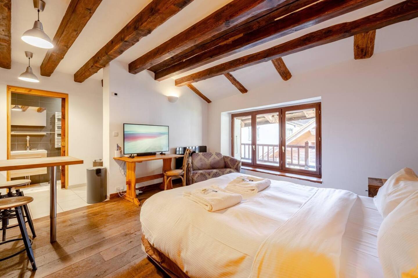 הוילה שאמוני Marmotte Mountain Manor מראה חיצוני תמונה